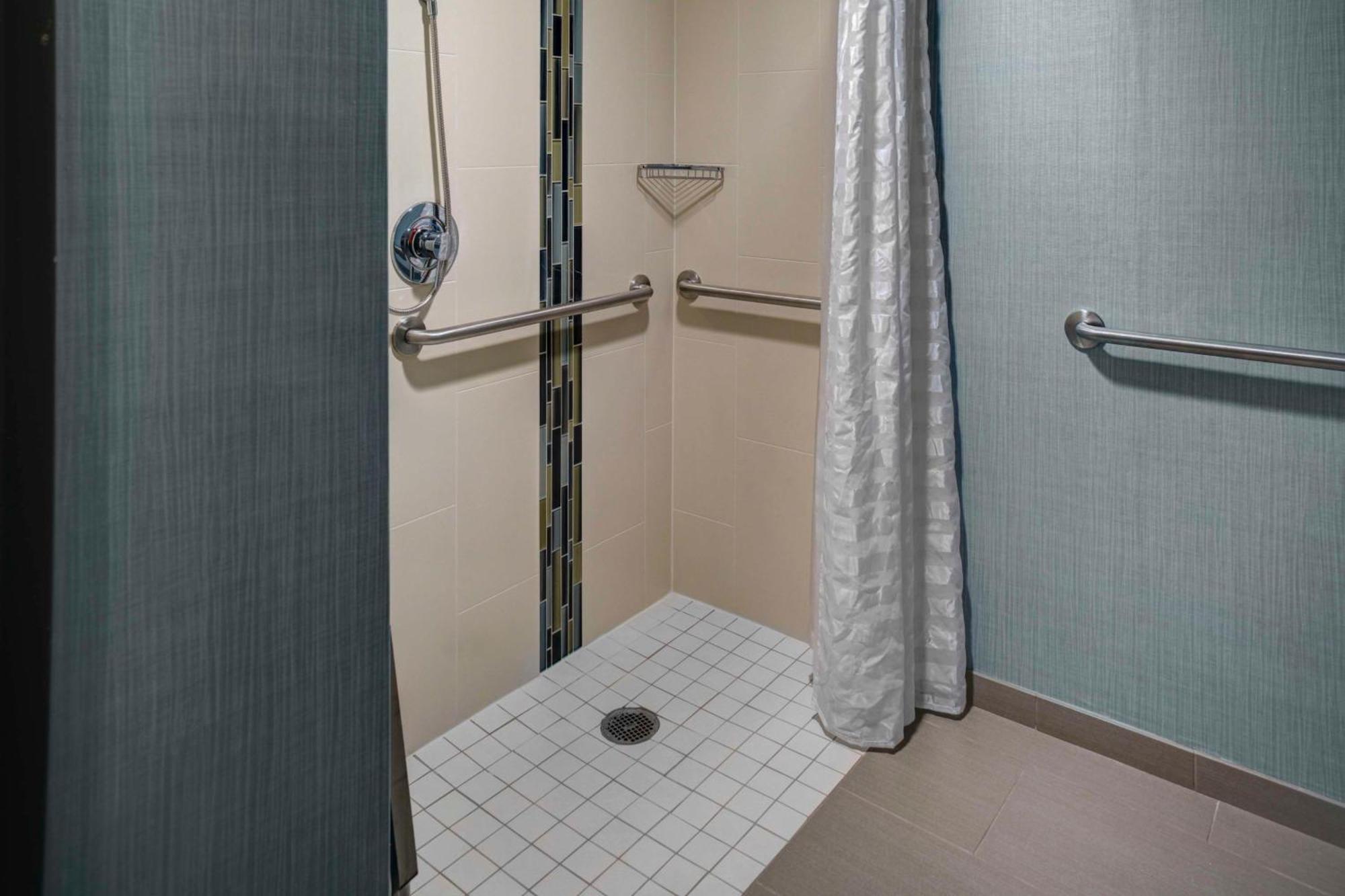 Hyatt Place Louisville-east 3* Louisville