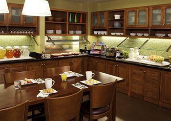 Hyatt Place Louisville-east 3*
